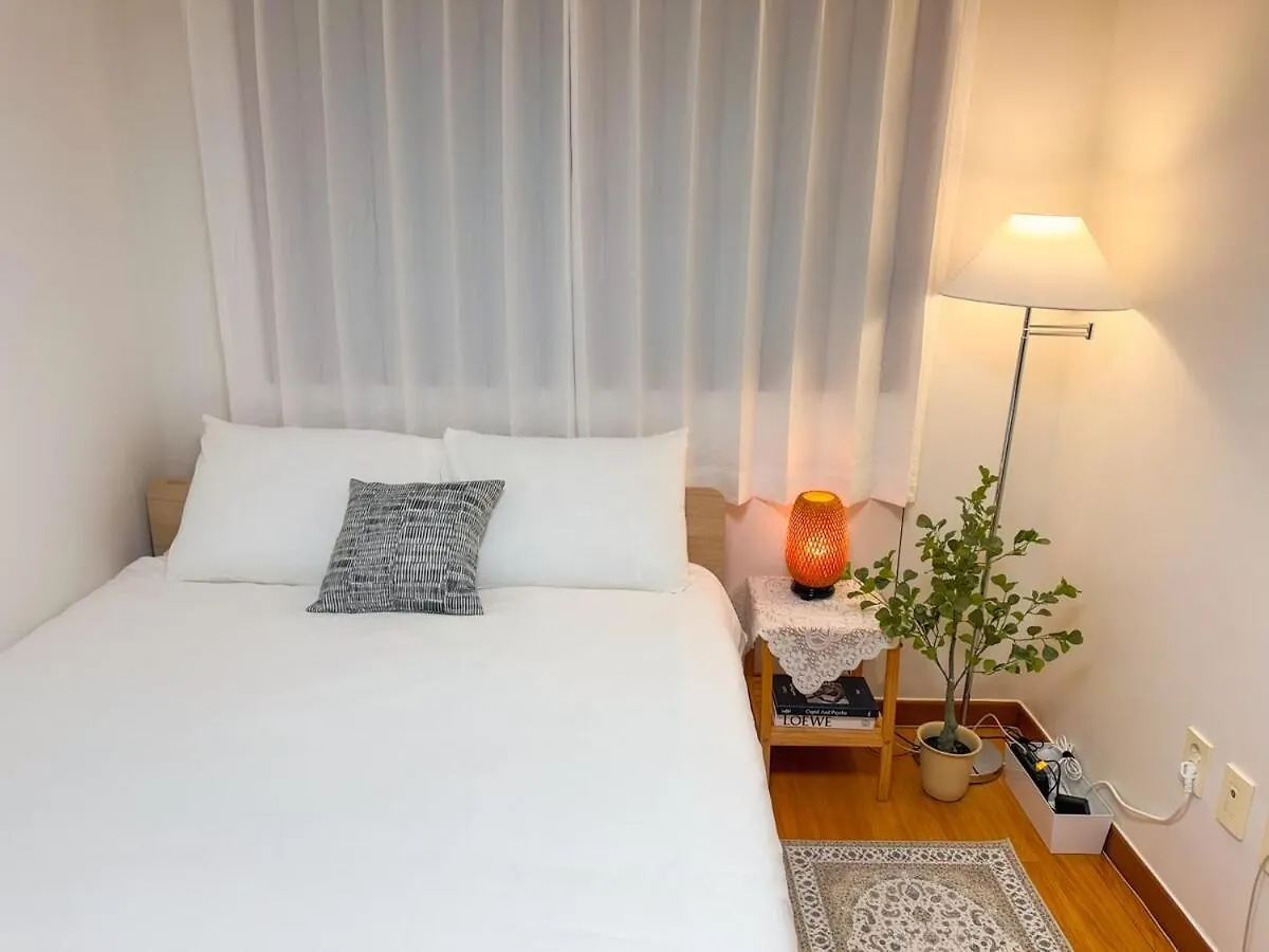 Апартаменты H House Hongdae Сеул